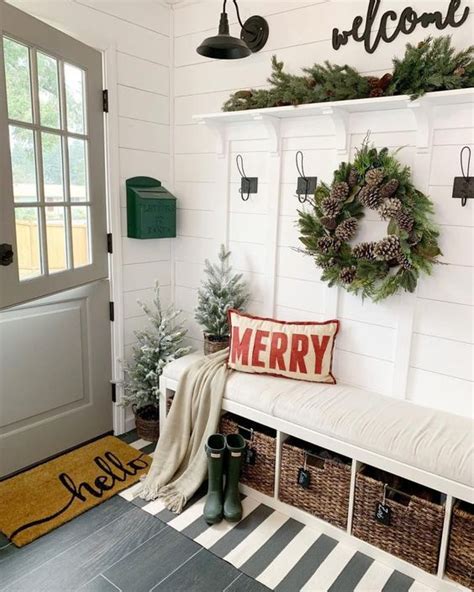 48 Awesome Modern Farmhouse Entryway Decorating Ideas Page 36 Of 47