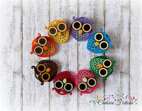 Cena za kurz 800 kč (záloha 300 kč pro kterou platí. Rainbow Owl Quilling Paper Brooch by CadouriFistichii on Etsy | Quilling Patterns | Pinterest ...