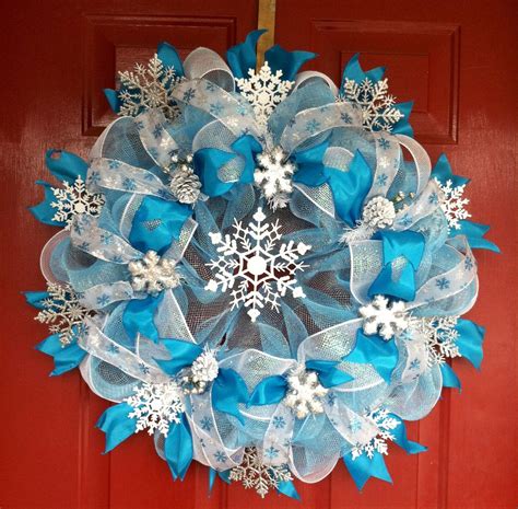 Snowflake Winter Wreath By Ka Wreath Design Christmas Wreaths Diy