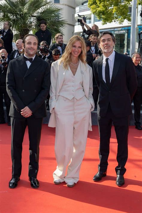 Cannes 2022 le foto più belle del red carpet Foto Style