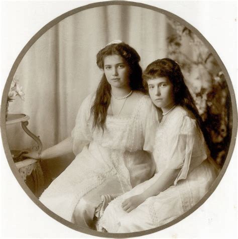 Rare Photo Of Grand Duchess Maria And Anastasia Nikolaevna Romanov 1914