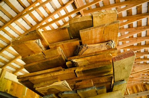 How to Choose Lumber for Woodworking | Wood and Shop