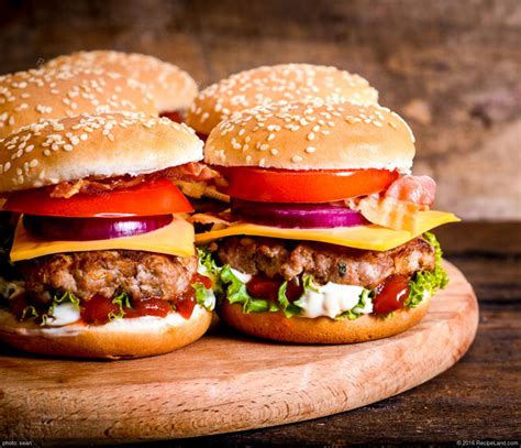 Beef Burger Recipe Köstlichen Burger Mit Rinderhack Blauschimmelkäse