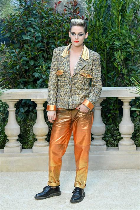 Kristen Stewart Attends 2019 Chanel Show During The Paris Fashion Week