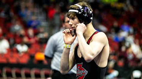 What's ahead for Iowa high school wrestling's 2023-24 season?