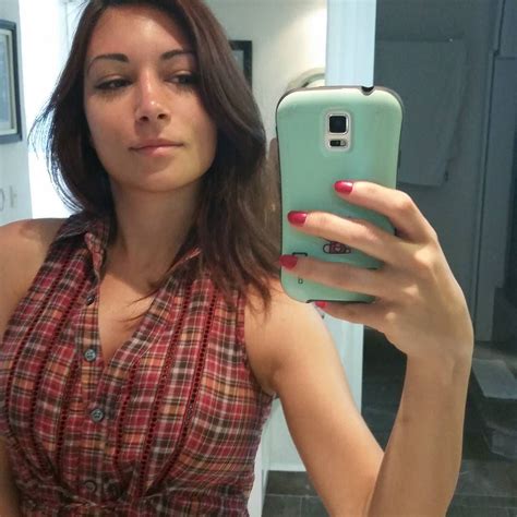 Alinity Sexy Cleavage 76 Pics Sexy Youtubers