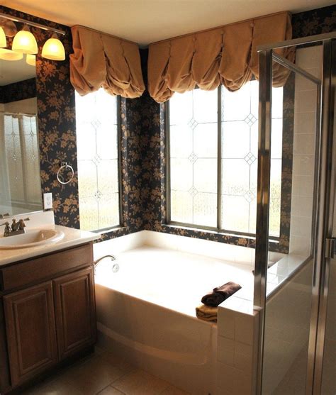 Stylish window treatment ideas from hgtv dream homes 12 photos. 13 Ideas for Bathroom Window Treatments Over Bathtubs ...