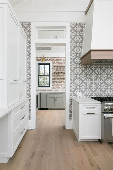 Grey cabinet paint color sherwin williams sw 7067 cityscape. Home Bunch Interior Design Ideas