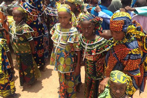 Fulani Ι Et Nomadefolk I Vestafrika I Tag På Kulturrejse Til Afrika
