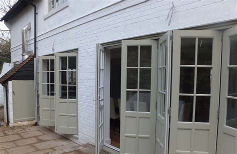 The one stop shop for timber doors in melbourne phone 03 9687 7699. Timber Bi-Folding Doors in Oxfordshire, Berks & Bucks ...