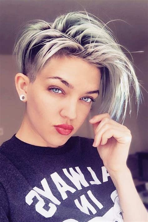 Short Hair Undercut Undercut Hairstyles Latest Hairstyles Girl Hairstyles Hairstyles 2018