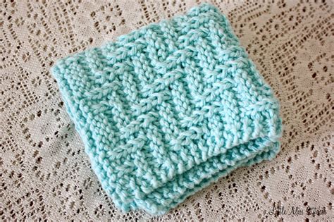 Little Miss Stitcher: 5 Free Knit Dishcloth Patterns