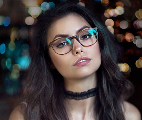 Images Brunette Girl Beautiful Face Hair Young Woman Eyeglasses