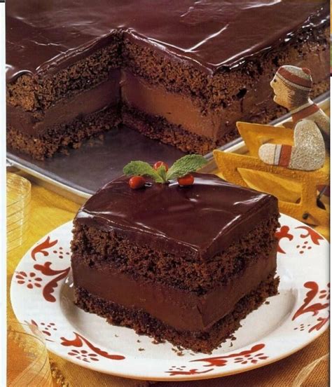 MOCHA LAYER CAKE WITH CHOCOLATE RUM CREAM FILLING Foodvigor
