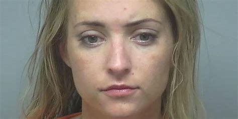 drunk driver tells police she shouldn t be arrested because she s a white clean girl