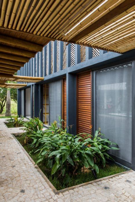 35 Contoh Desain Rumah Bambu Elegan Dan Minimalis