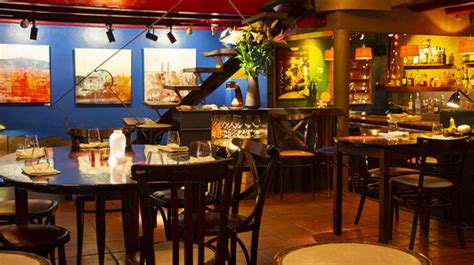 Cena en pareja en el centro de. SITIOS PARA DISFRUTAR UNA CENA ROMANTICA EN BARCELONA