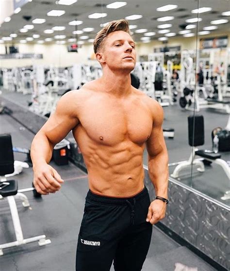 Ab Check Steve Cook Keeping A Close Eye On The Gains In The Fit