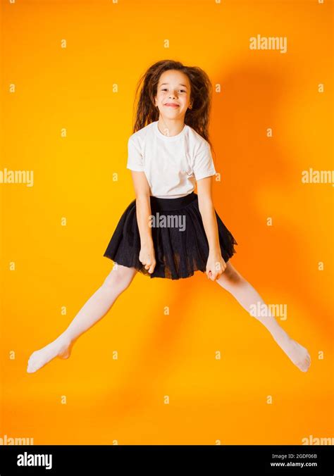 Girl Spreading Her Legs Hi Res Stock Photography And Images Alamy