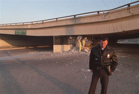 Photos A Look Back At The 1994 Northridge Earthquake On 24th Anniversary Daily Breeze