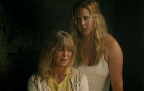 Watch The Trailer For Amy Schumer And Goldie Hawns New Movie Snatched Nme