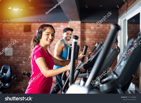 3119 Indian Girl Gym Workout Images Stock Photos And Vectors Shutterstock