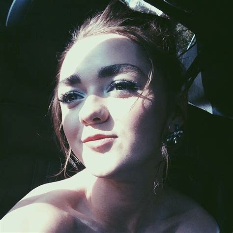 Maisiewilliams On Instagram “car Selfie Sagawards Gameofthrones