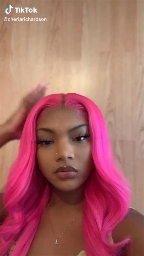 𝐈𝐍𝐒𝐓𝐀𝐆𝐑𝐀𝐌 𝐋𝐄𝐘𝐀𝐇𝐇 𝐍𝐈𝐌𝐌 [video] In 2021 Black Girl Pink Hair Hot Pink Hair Girl With Pink Hair