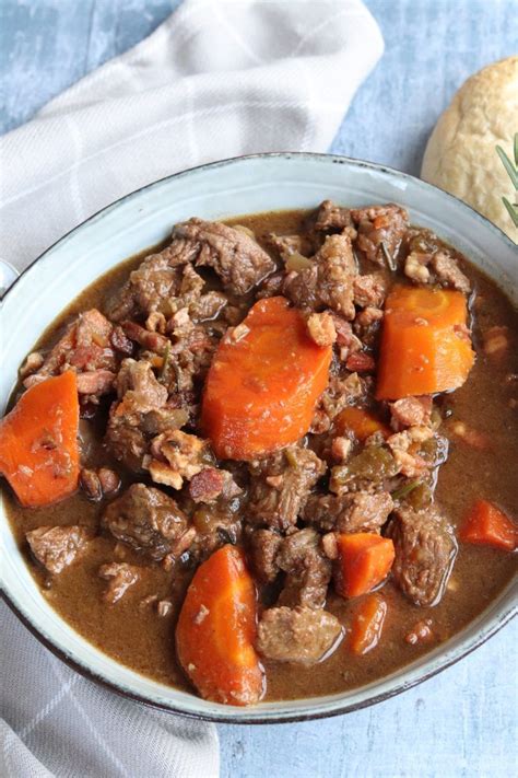 Slow cooker beef & ale stew