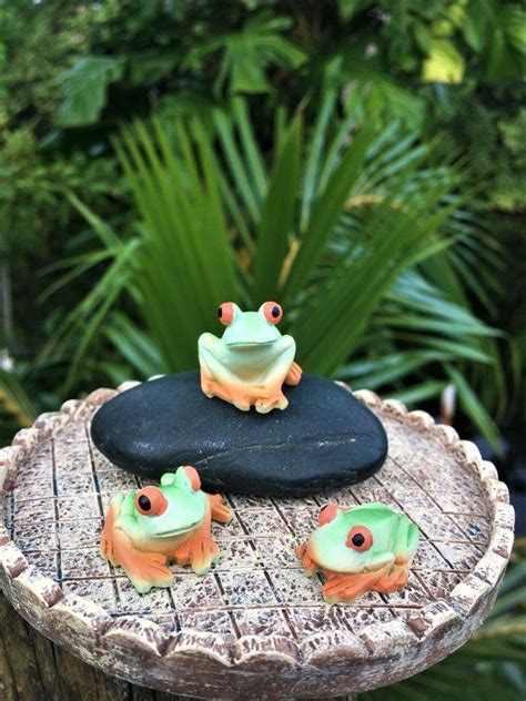 Fairy Garden Frogs Three Miniature Frog Figurines Etsy Fairy