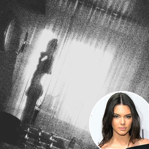 Kendall Jenner Poses Nude Behind Curtain See The Photo