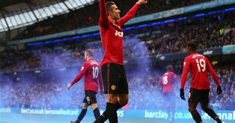 Looking for the best manchester united wallpaper hd? robin van persie manchester united club 4k ultra hd ...