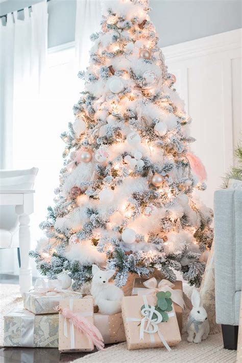 Festive decorated table in the interior before christmas. 20+ Unique Rose Gold Christmas Decorations | Decor Home Ideas