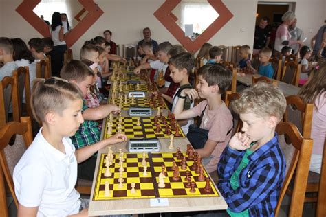 Turniej szachowy z okazji Dnia Dziecka Szkoła Podstawowa im prof