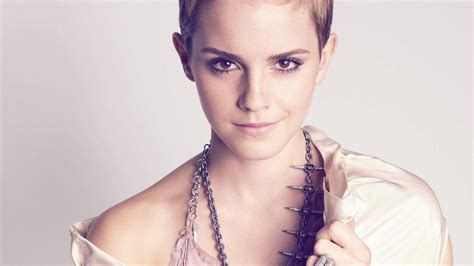 Free Download Emma Watson Wallpaper Hd Hot 13 A Celebrity Mag