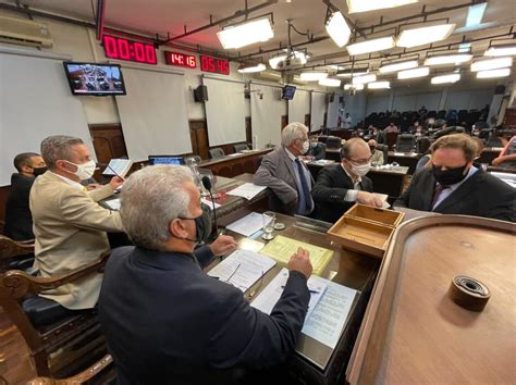 Câmara aprova nova CEI para investigar relação da prefeitura