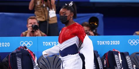 Tokio 2020 Simone Biles se retiró de la final por equipos de gimnasia