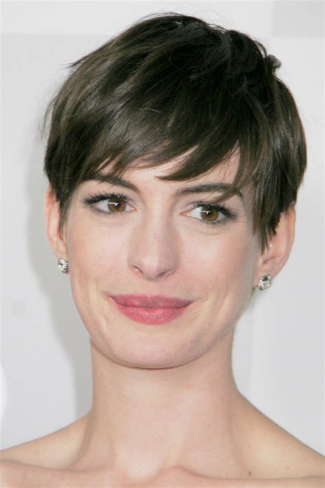 Short Hairstyles For Round Oval Face Page 2 Of 2 Hairstyle For Women