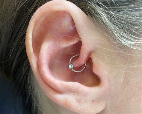 Daith Piercings Healing Cleaning And Aftercare Authoritytattoo