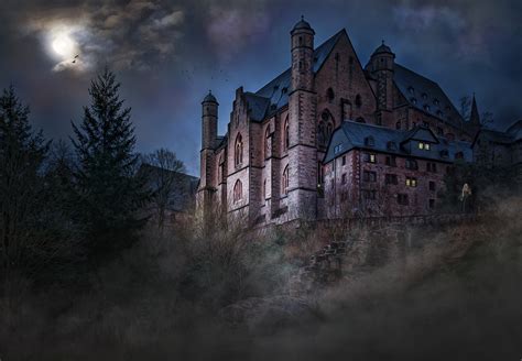 Castillos Aterradores Que Podéis Visitar En Halloween Wikiduca