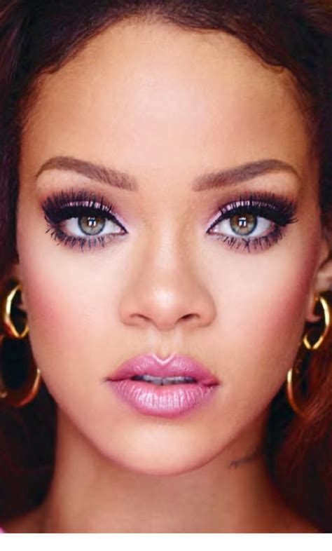 Rihannas Perfect Makeup Inspiring Ladies Rihanna Rihanna Riri