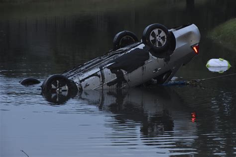 One Teenager Dead One More In Critical Condition After Car Crashes Into Pond On Indys
