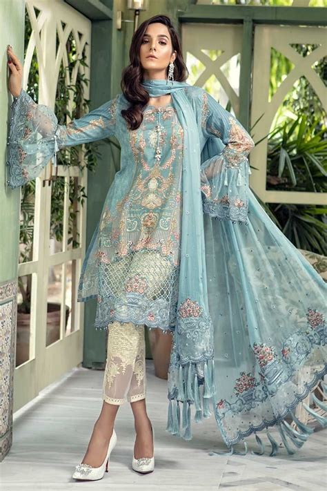 Latest Maria B Eid Lawn Stylish Dresses Designs Collection 2023