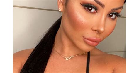 Aujourd'hui, le surprenant avant/après est signé maeva ghennam, la nouvelle tornade marseillaise qui adore justement, dévoiler sa plastique parfaite sur les réseaux sociaux. Maeva Ghennam dévoile une photo d'elle avant la chirurgie, "le visage pas refait" - Purepeople