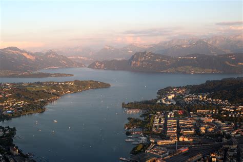 Über Luzern Aussicht Auf See Und Berge Der Zentralschweiz