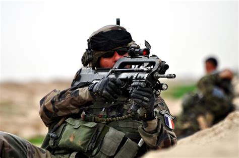 Famas French Armys Bullpup Assault Rifle