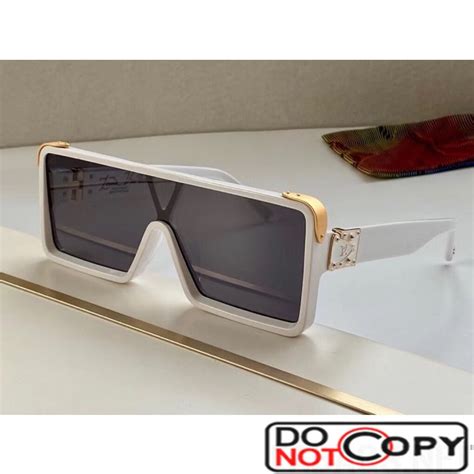A luxury accessory by louis vuitton. Louis Vuitton Dayton Square Mask Sunglasses 04 ...