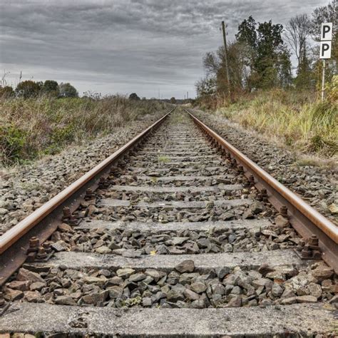 Teens Are Dying From Train Track Photo Shoots