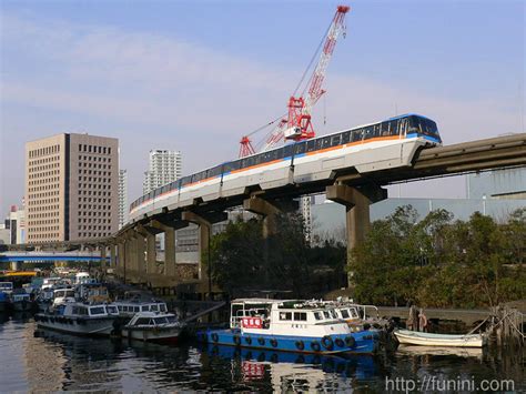 Emu 1000 Tokyo Monorail