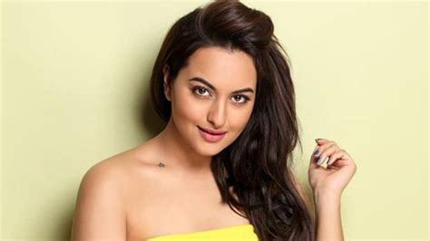 Sonakshi Sinha On Completing 10 Years In Bollywood I Wasnt Asked If I Want To I Was Told To